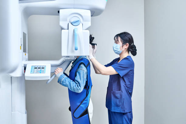 Best Emergency Dental Services for Seniors in Santa Clarita, CA